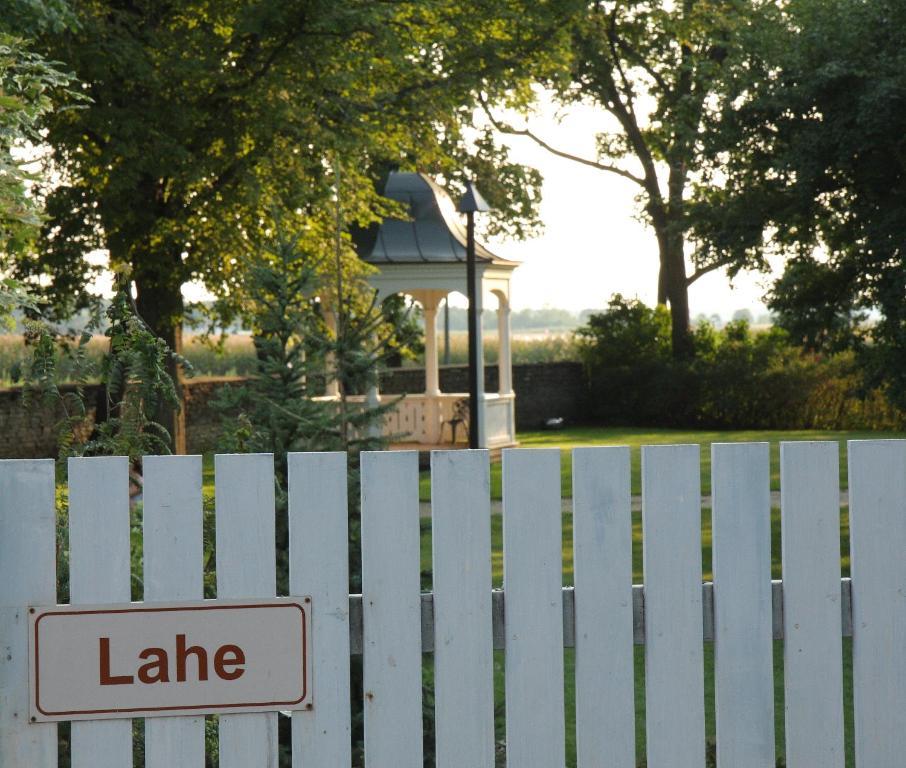 Lahe Guesthouse ฮัปซาลู ภายนอก รูปภาพ
